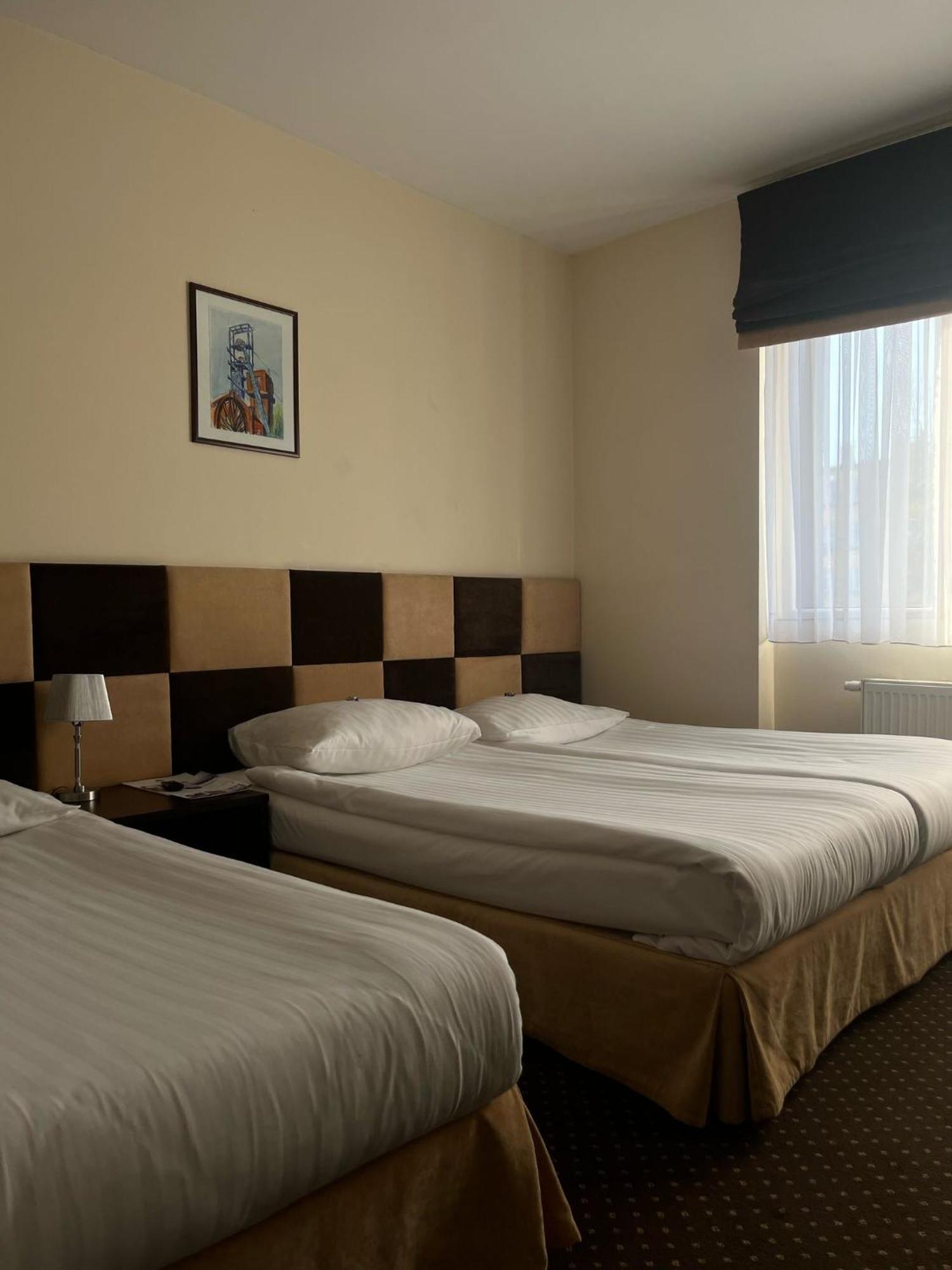 Boutique Hotel'S Бытом Экстерьер фото